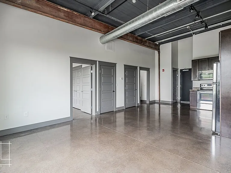 Wonder Bread Lofts — Photo 131