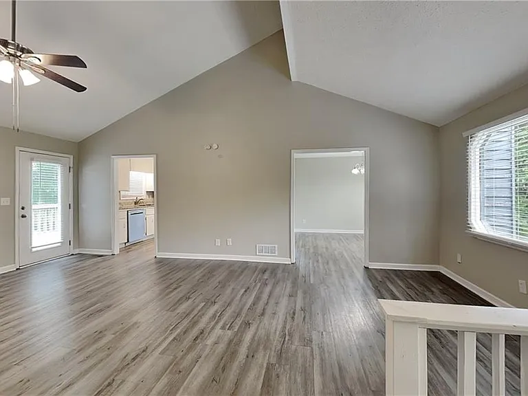 6606 Catawba Dr — Photo 4