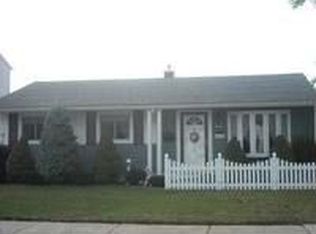 4434 16th St, Wyandotte, MI 48192
