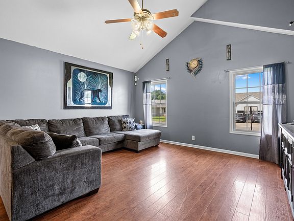 5th image of 3814 Maliki Dr