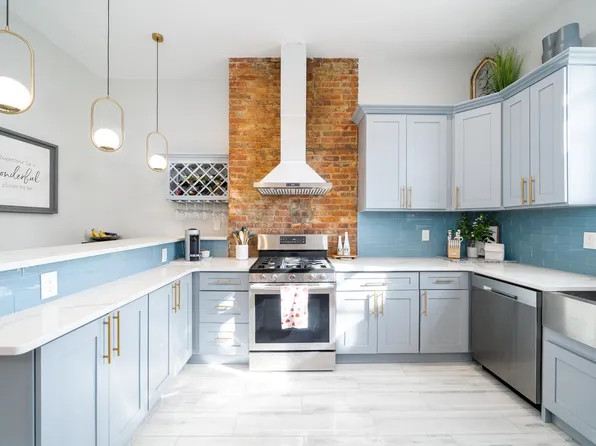 380 Princeton Avenue image 2 of 28