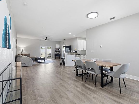 2nd image of 2233 TRELAIN DRIVE S