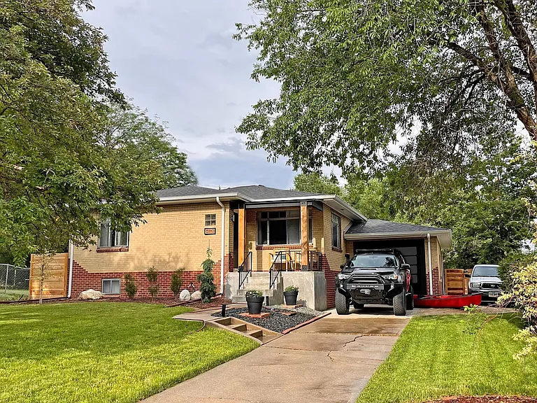 6310 Quay St — Photo 1