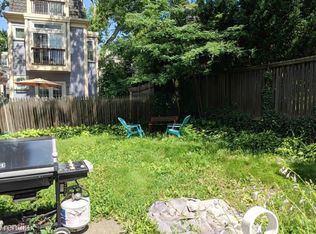 15 Vincent St #2, Cambridge, MA 02140