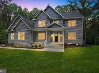 27710 Queentree Rd, Mechanicsville, MD 20659