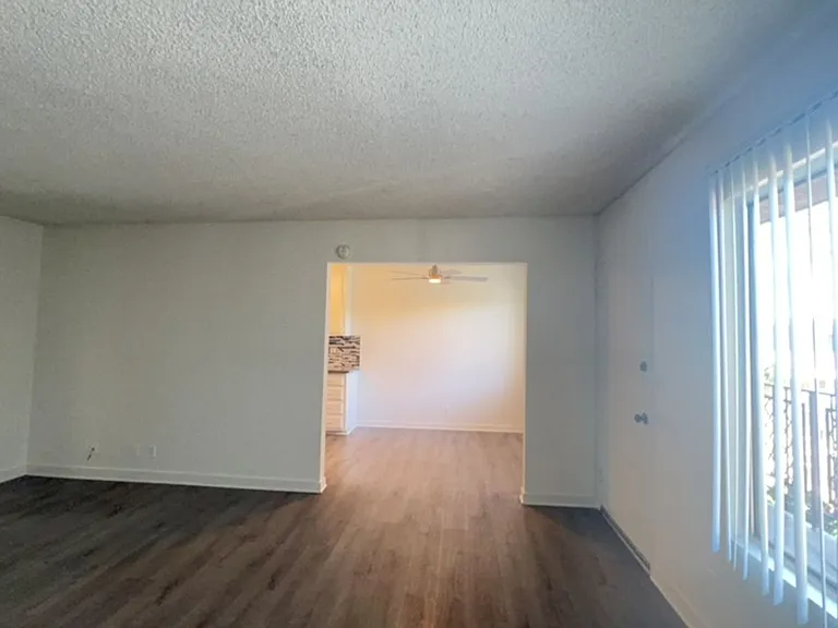 Arrowhead Apartments — Photo 32