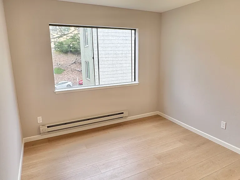 410 44th Ave #303 — Photo 16