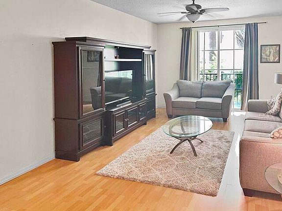 2nd image of 780 S Sapodilla Avenue #311