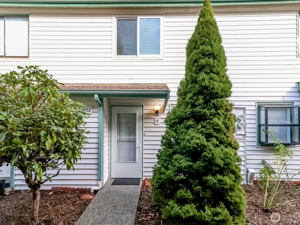 1922 SW 318th Place #13C, Federal Way, WA 98023