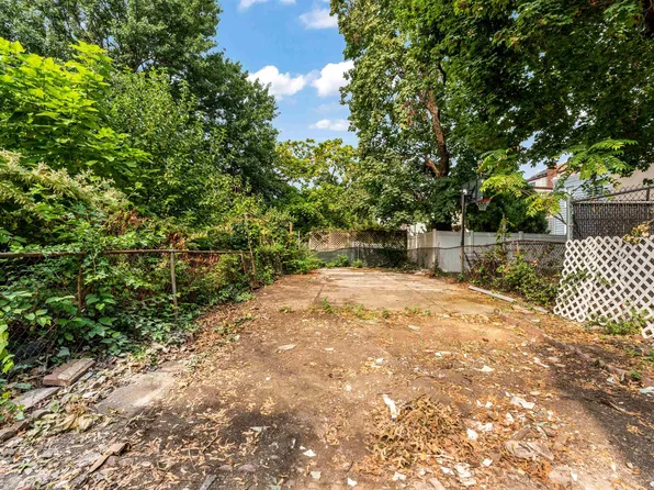 171 Summit Avenue image 32 of 35