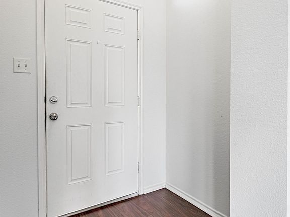 2nd image of 209 Brookside Dr