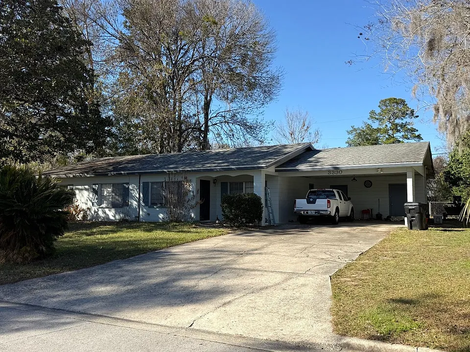 3330 NW 27th Ave
