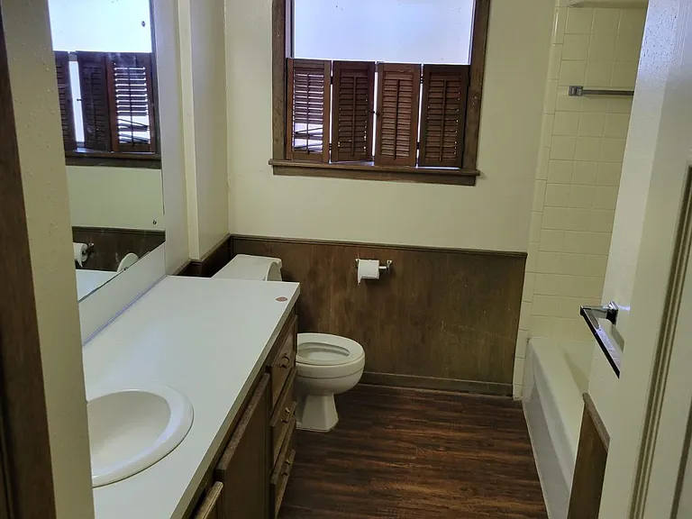 1404 Sunny Ct — Photo 9