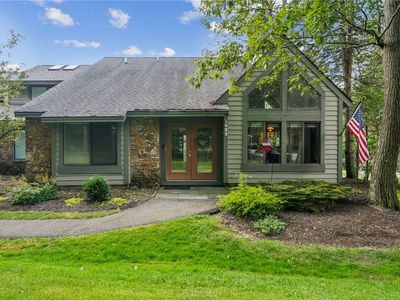 1923 S Ridge Ct, Hidden Valley, PA, 15502