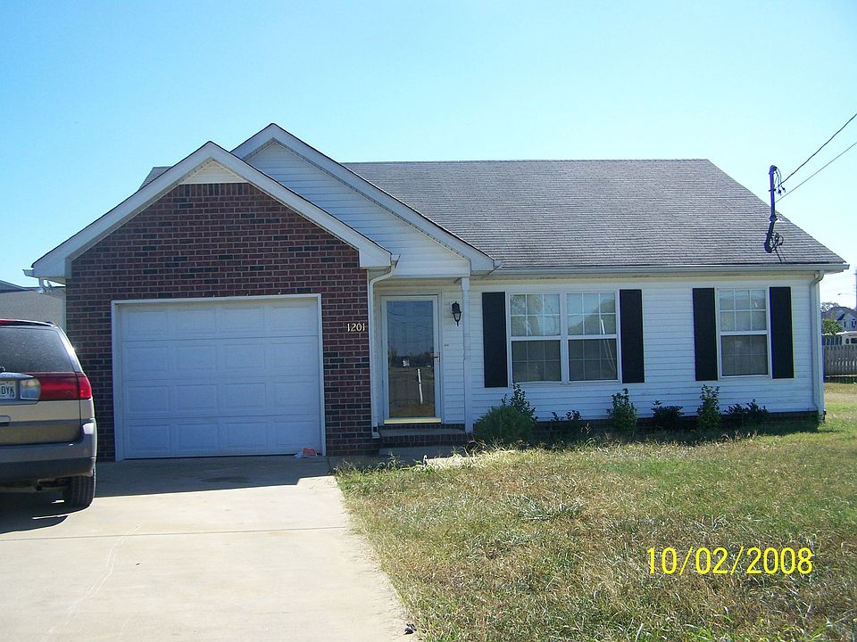 1st image of 1201 Red Oak Ct