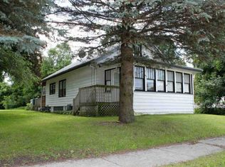 917 Harlem Rd, Machesney Park, IL 61115