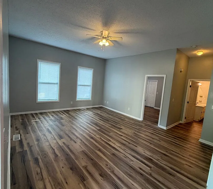 520 E Tuscaloosa St #520B