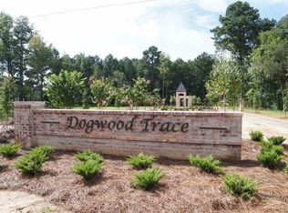 19 Dogwood Dr, Brandon, MS 39042