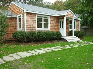 182 N Sea Mecox Rd, Southampton, NY 11968