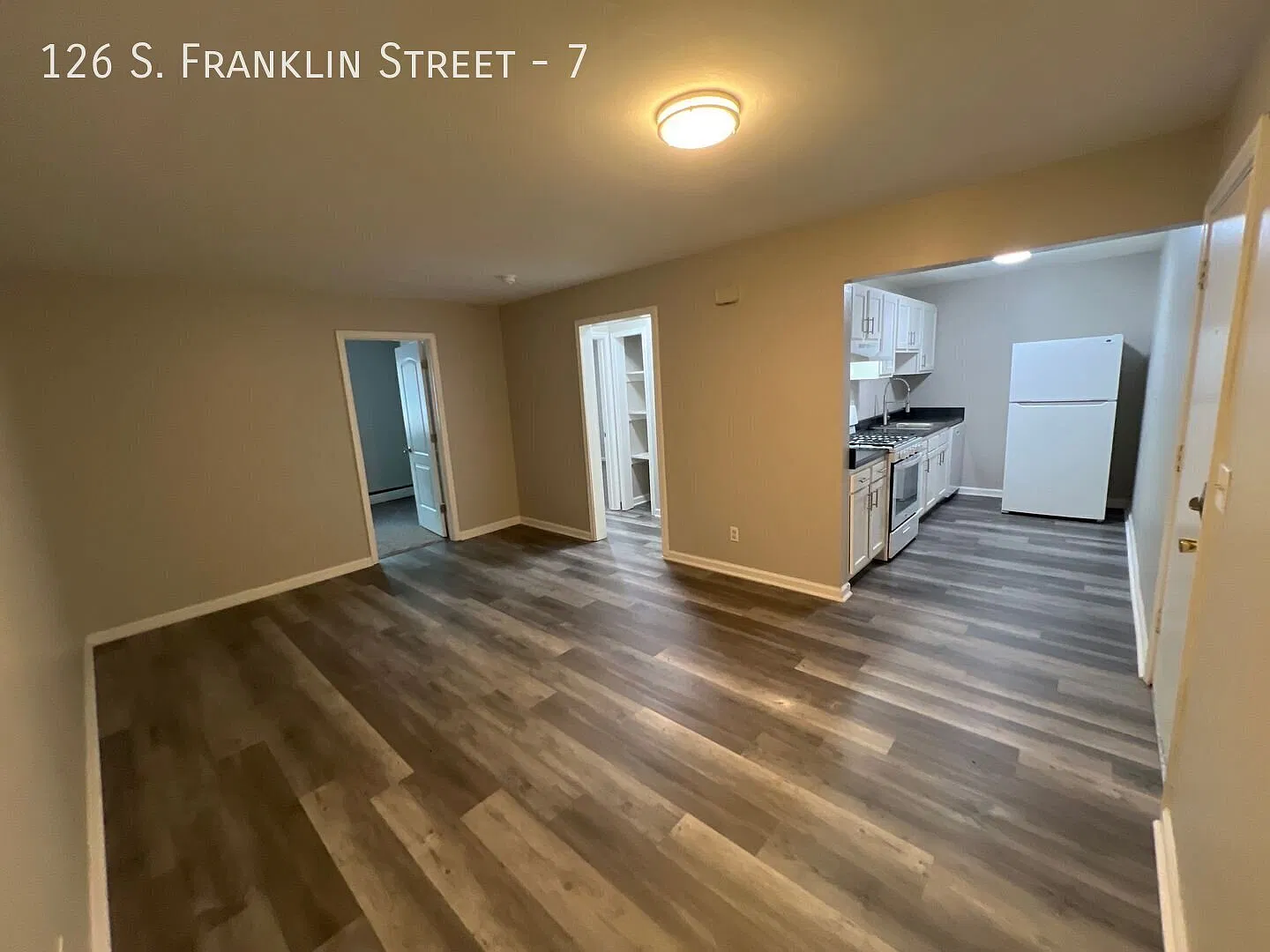 Newly Renovated 2 bedroom in Delaware! — Photo 4