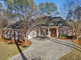 7 Brookline Dr, Hattiesburg, MS 39402