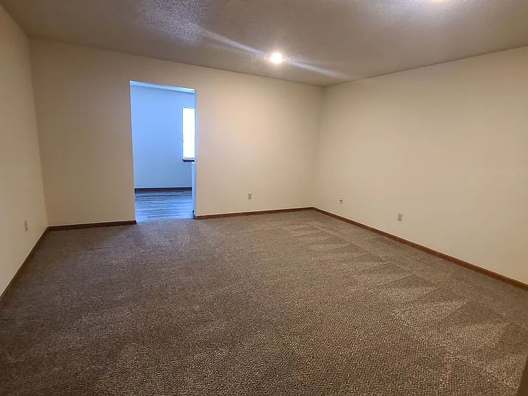155 NW Zaun Ave #155 — Photo 3