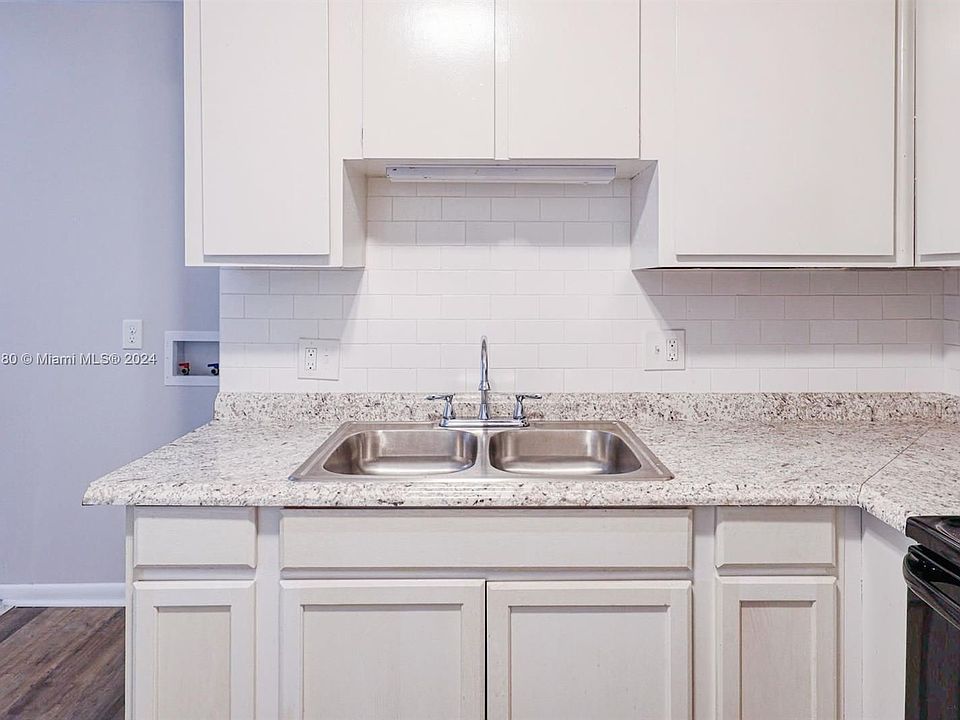 Shamrock Apartments 404 Russell Pkwy Warner Robins GA Zillow