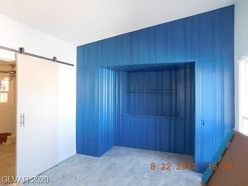 1st image of 1414 E Carson Ave #0