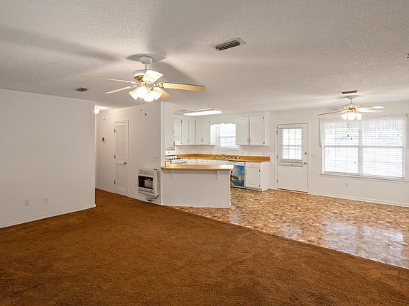 3rd image of 114 Gary St