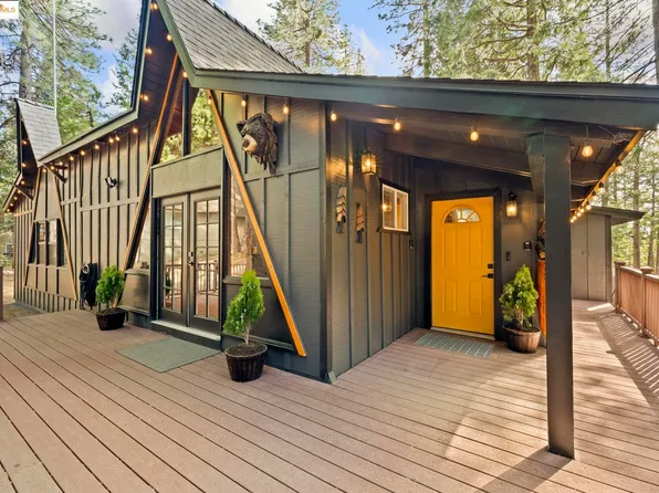 28911 Snowwhite Ridge Dr, Cold Springs, CA 95335