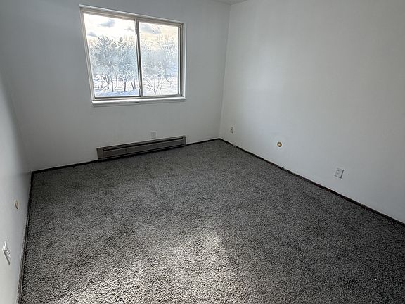 2nd image of 750 Michigan Ave E #11