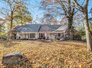 1375 Burgundy Rd, Ann Arbor, MI 48105