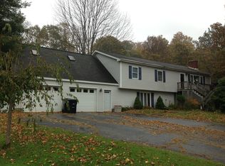 166 Hewitt Dr, North Bennington, VT 05257