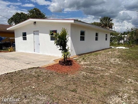 4th image of 2053 Henderson Ave