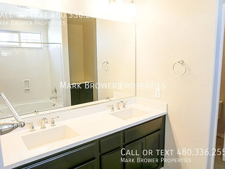 2268 S Henry Ln — Photo 10