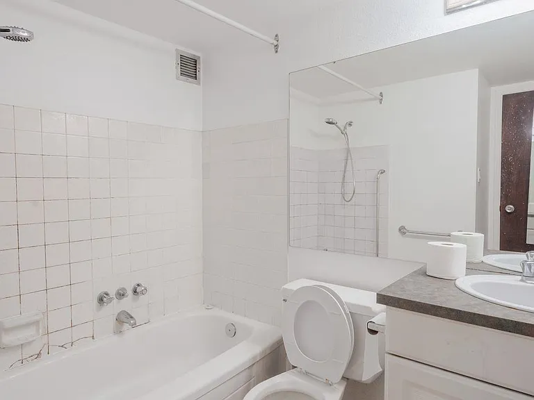 1333 Hornby St #601 — Photo 13