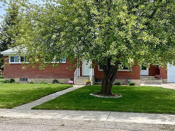 2nd image of 442 N 5th St