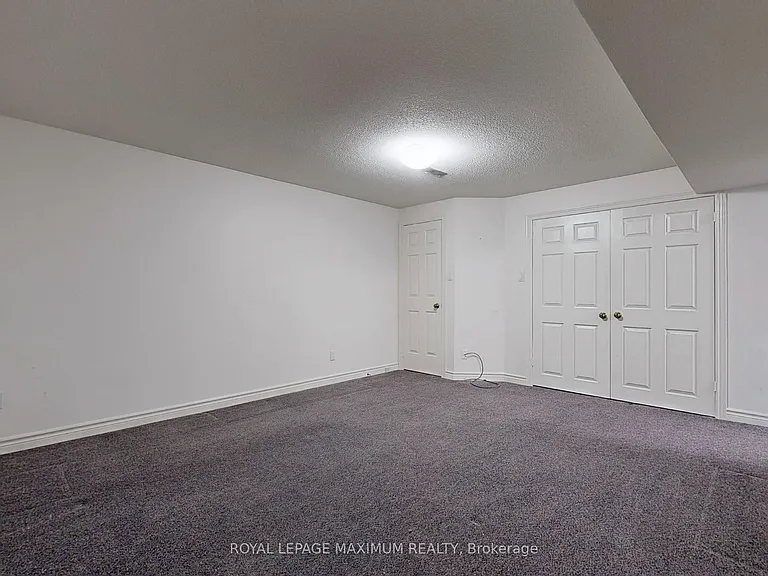 22A Waltham Cres — Photo 44