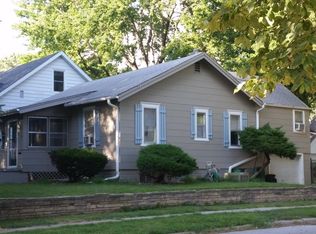 1723 S 58th St, Omaha, NE 68106