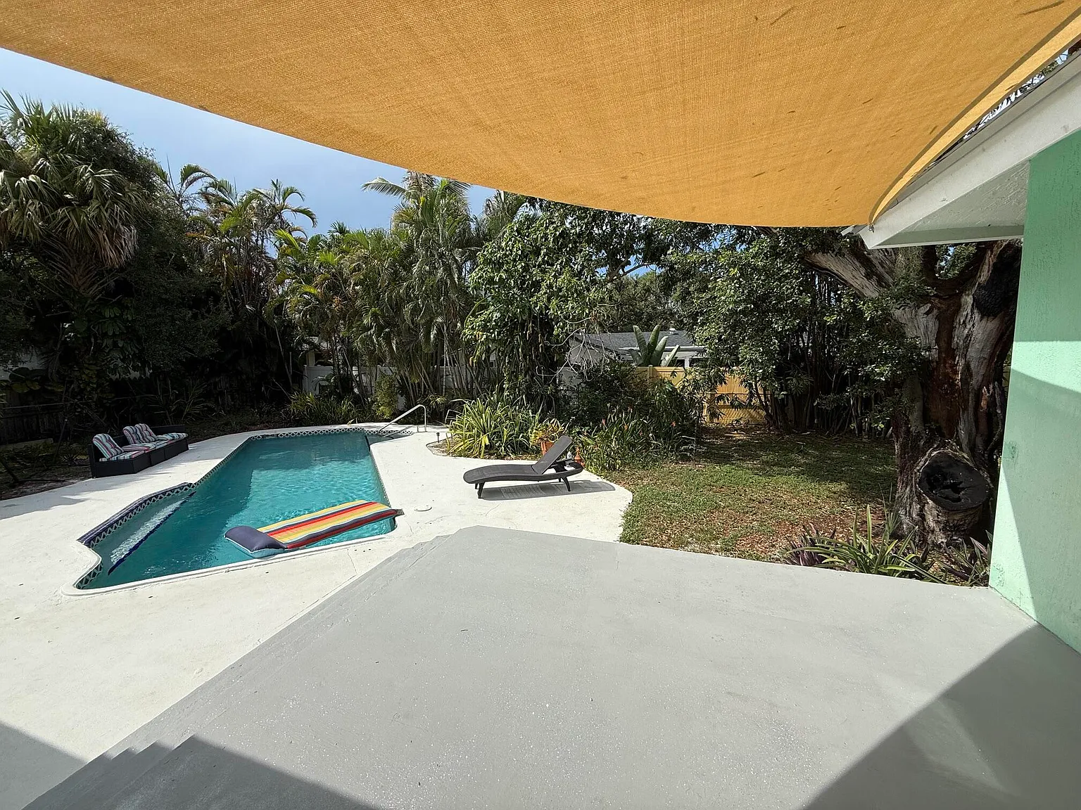 2 bed, 2.5 bath, 1916 sqft, $8,500 — Photo 4