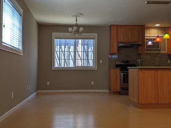 3rd image of 19915 Price Ave