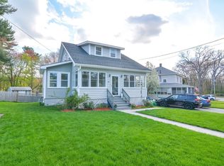 30 Sprague St, Billerica, MA 01821