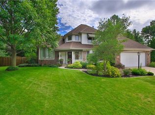 11611 Pebblepointe Pass, Carmel, IN 46033