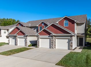 Eagle Creek Townhomes, Lees Summit, MO 64082