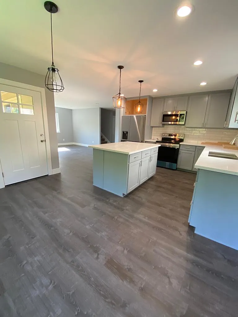 Newer Construction 3bed/ 2.5bath Home — Photo 3