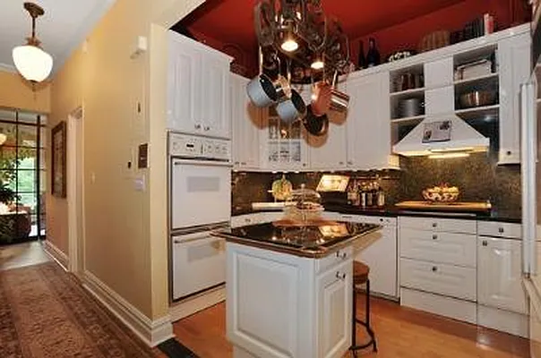 Sold by Corcoran | media 25