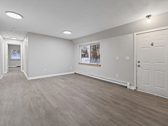 5th image of 724 Wanda Dr