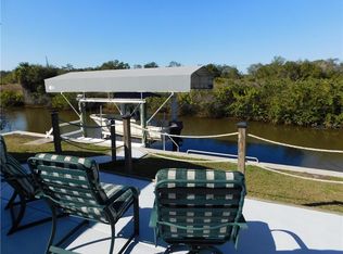 3243 De Soto Dr, Punta Gorda, FL 33983