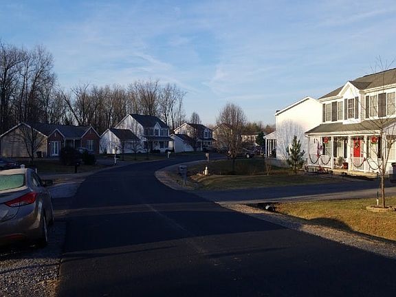 4th image of 500 Constitution Blvd
