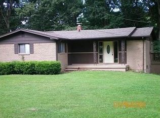 1810 W Shore Dr, Martinsville, IN